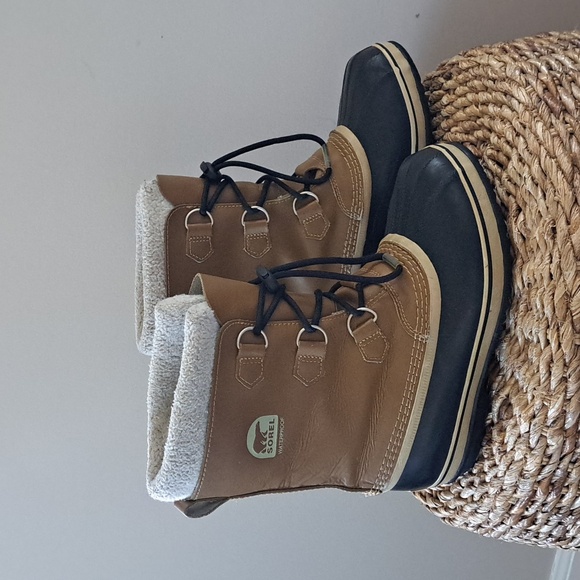 SOREL Mens Winter Carnival Waterproof/Insulated Boots‎ Brown Leather/Black M7/W9 - Picture 1 of 8